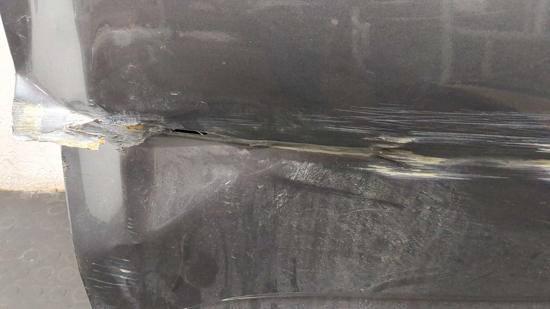 Дверь передняя левая