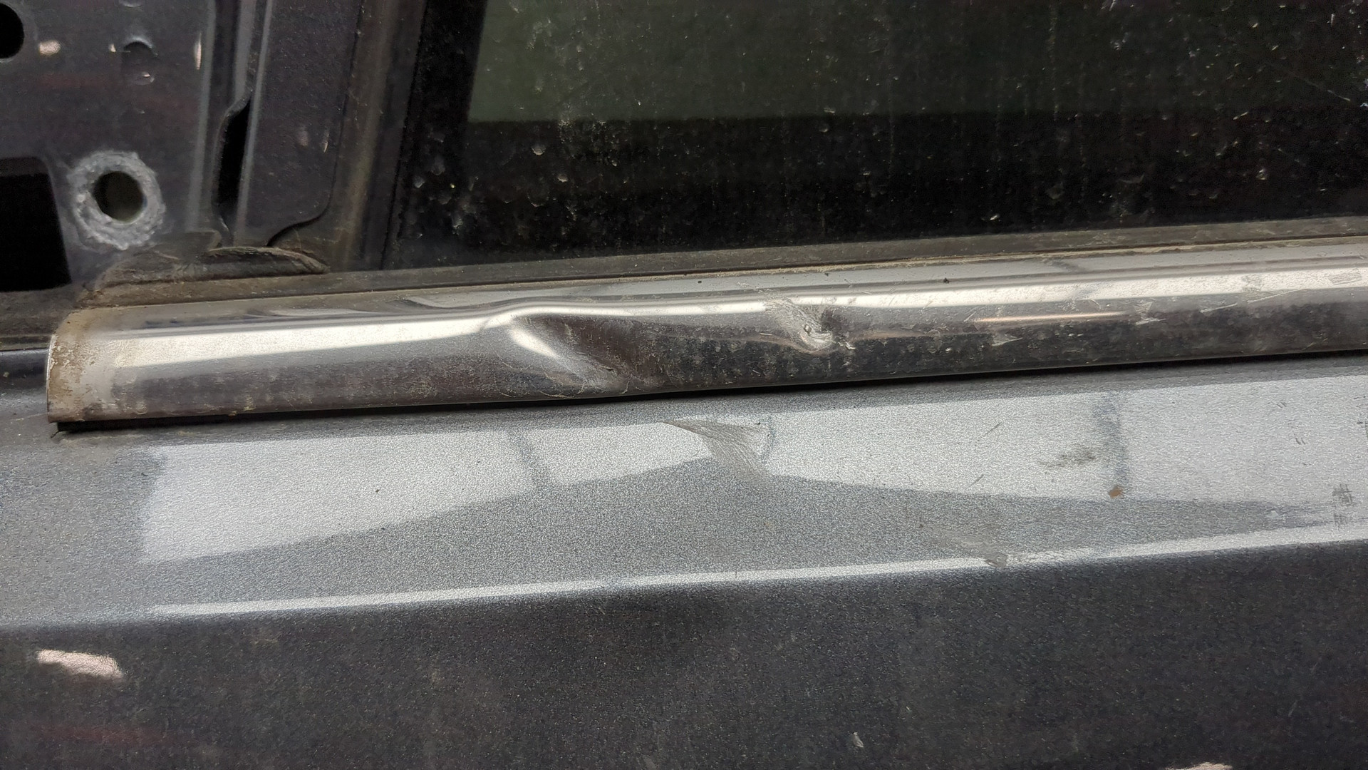 Дверь передняя левая