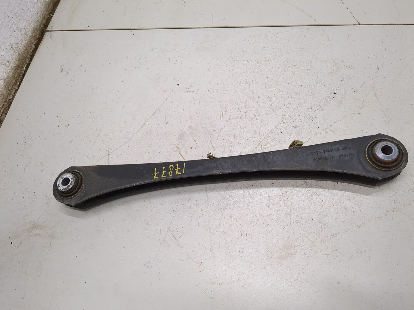 Рычаг задний левый