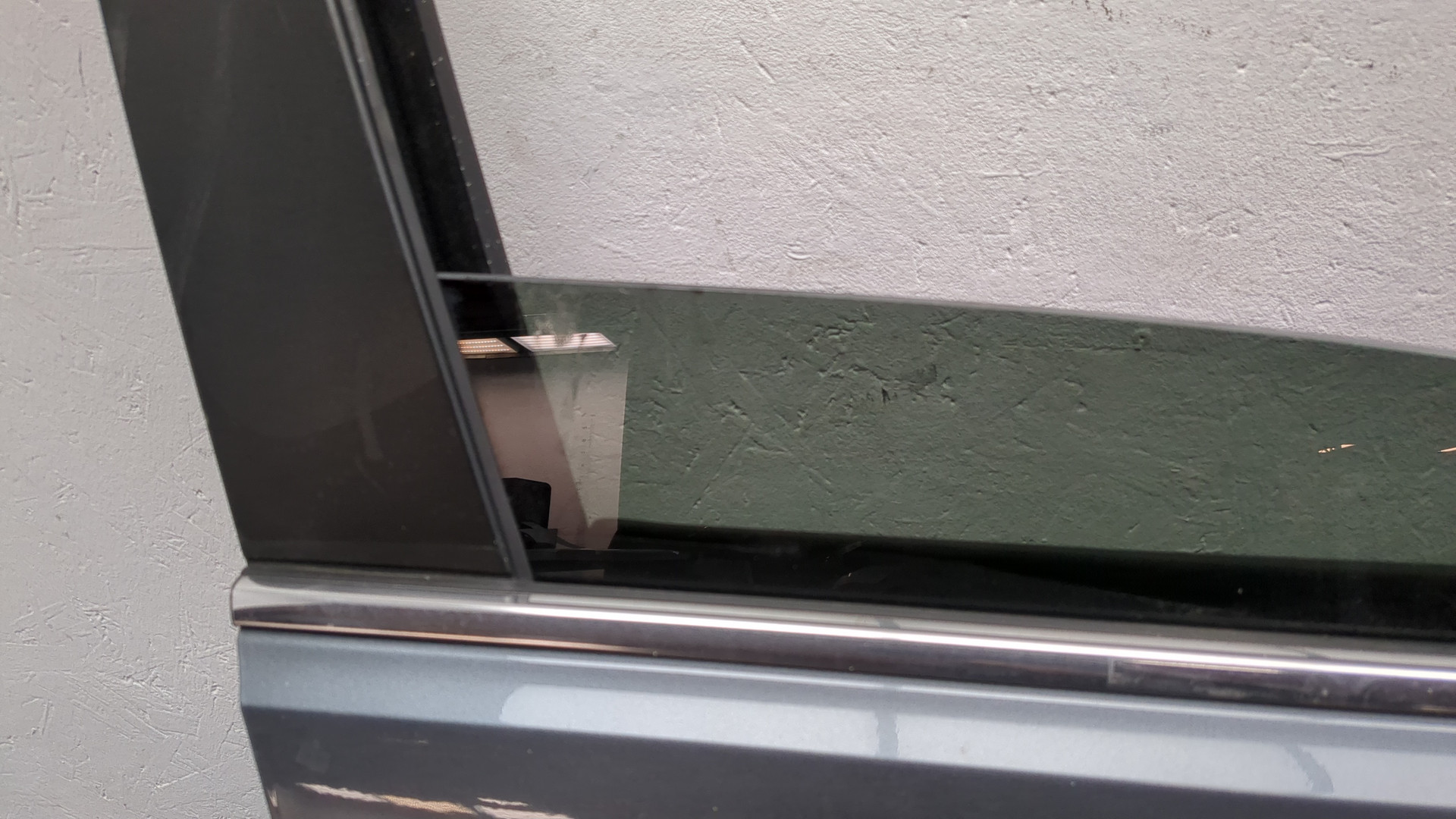 Дверь передняя правая