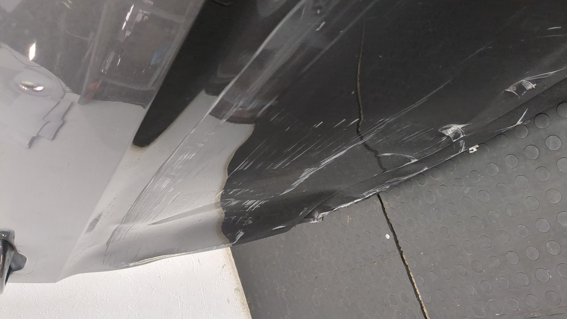 Дверь передняя правая