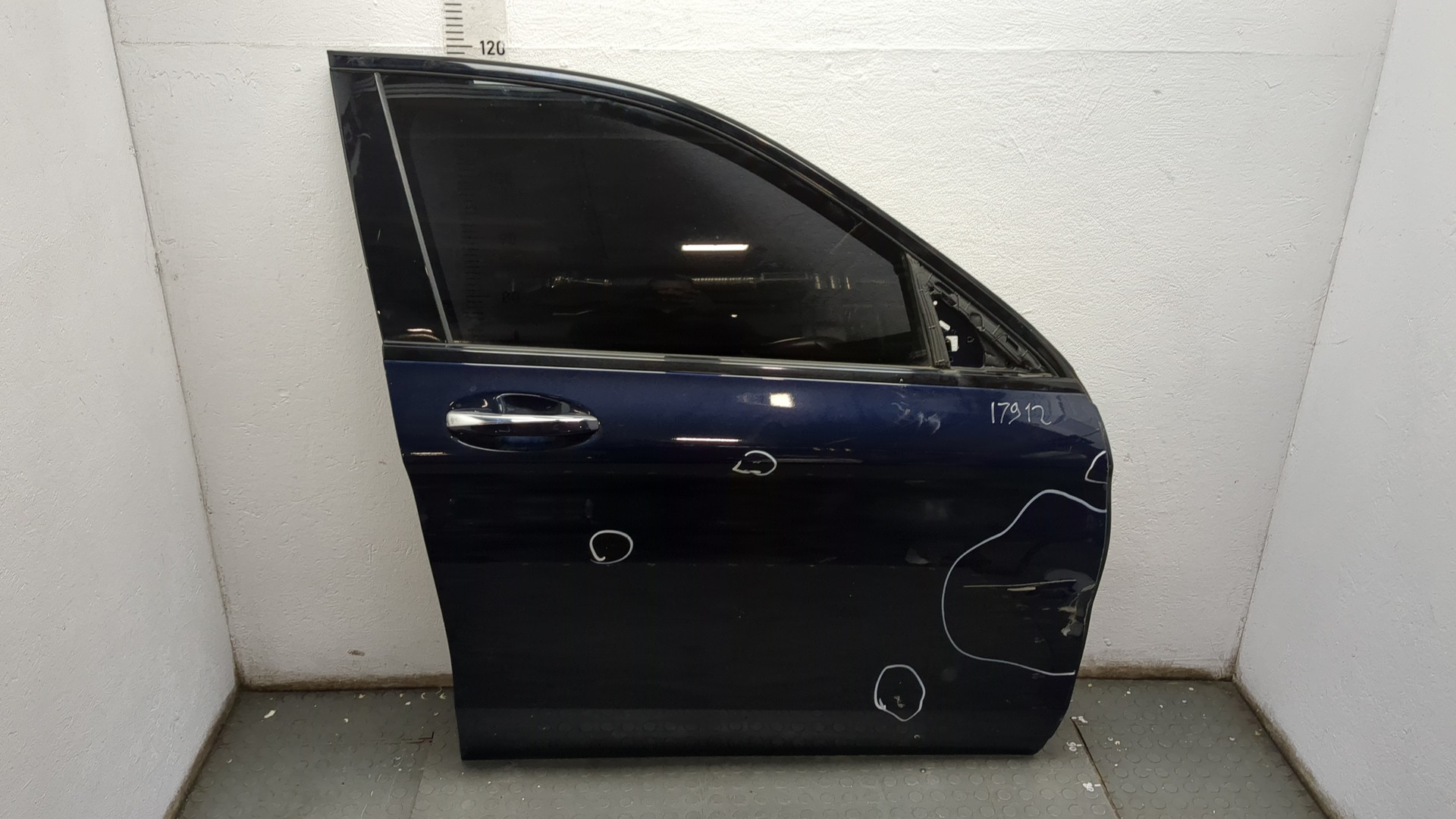 Дверь передняя правая