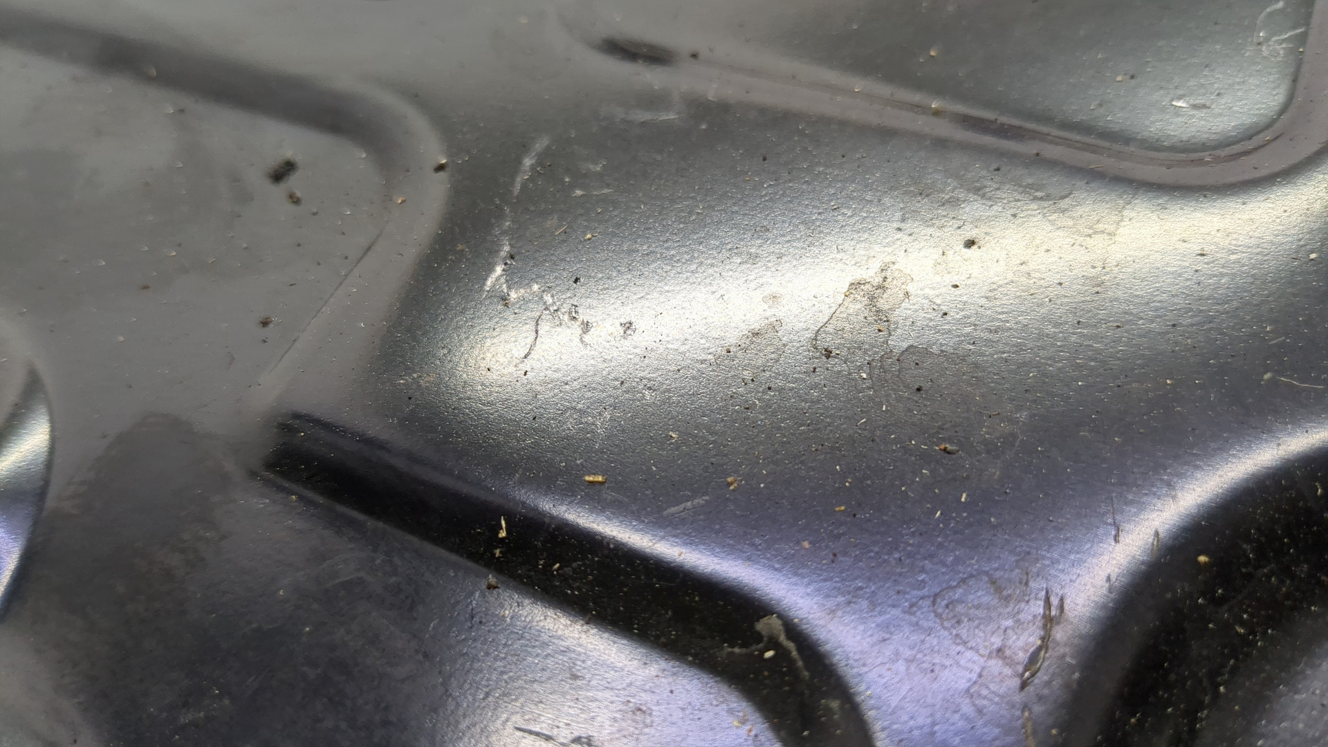 Площадка под аккумулятор (АКБ)