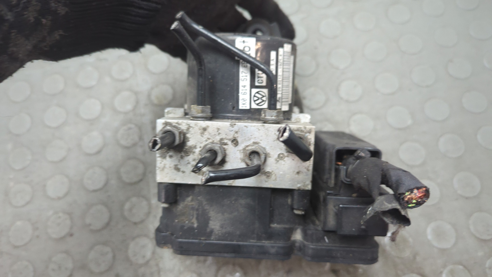 Блок ABS (насос)