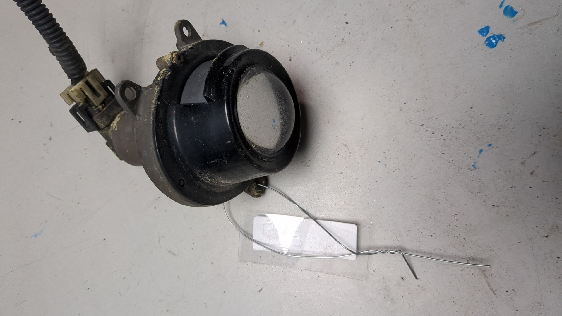 Фара противотуманная правая