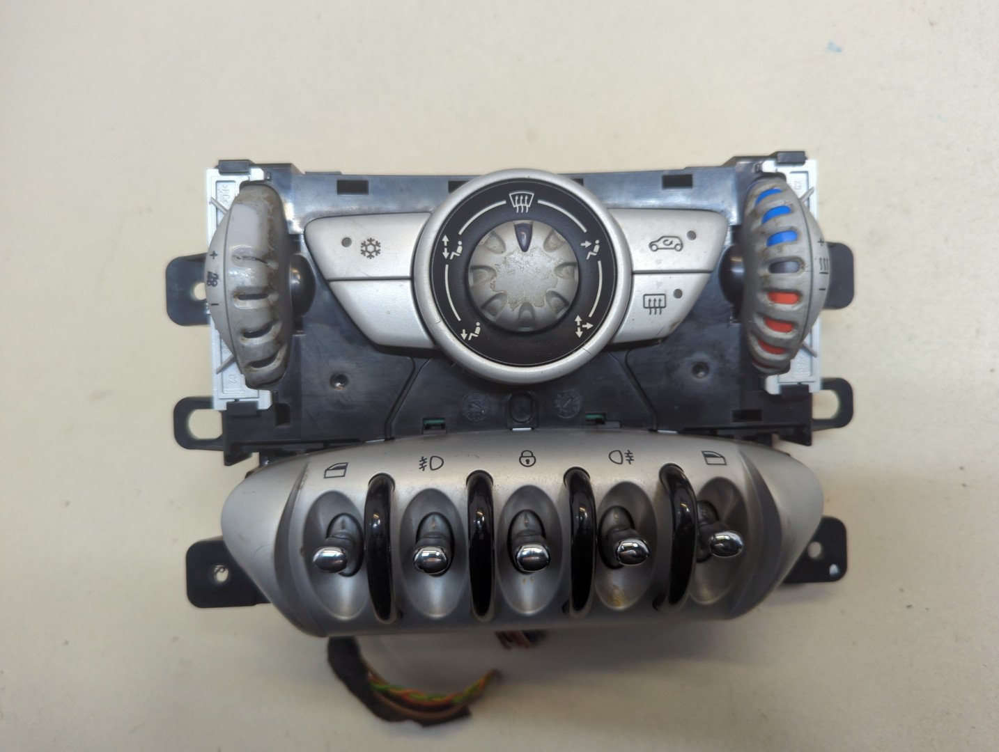 Переключатель отопителя