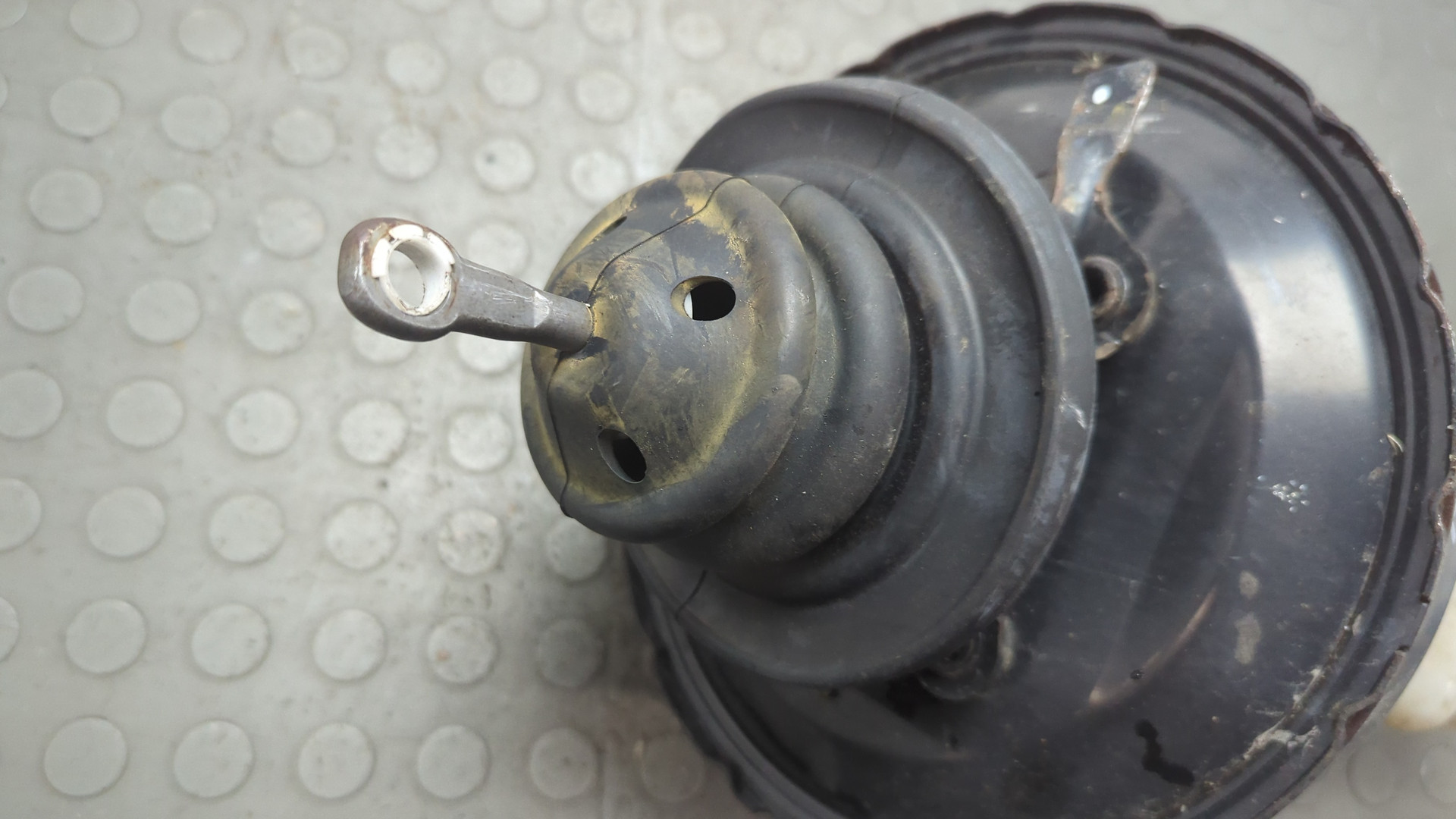 Цилиндр тормозной главный