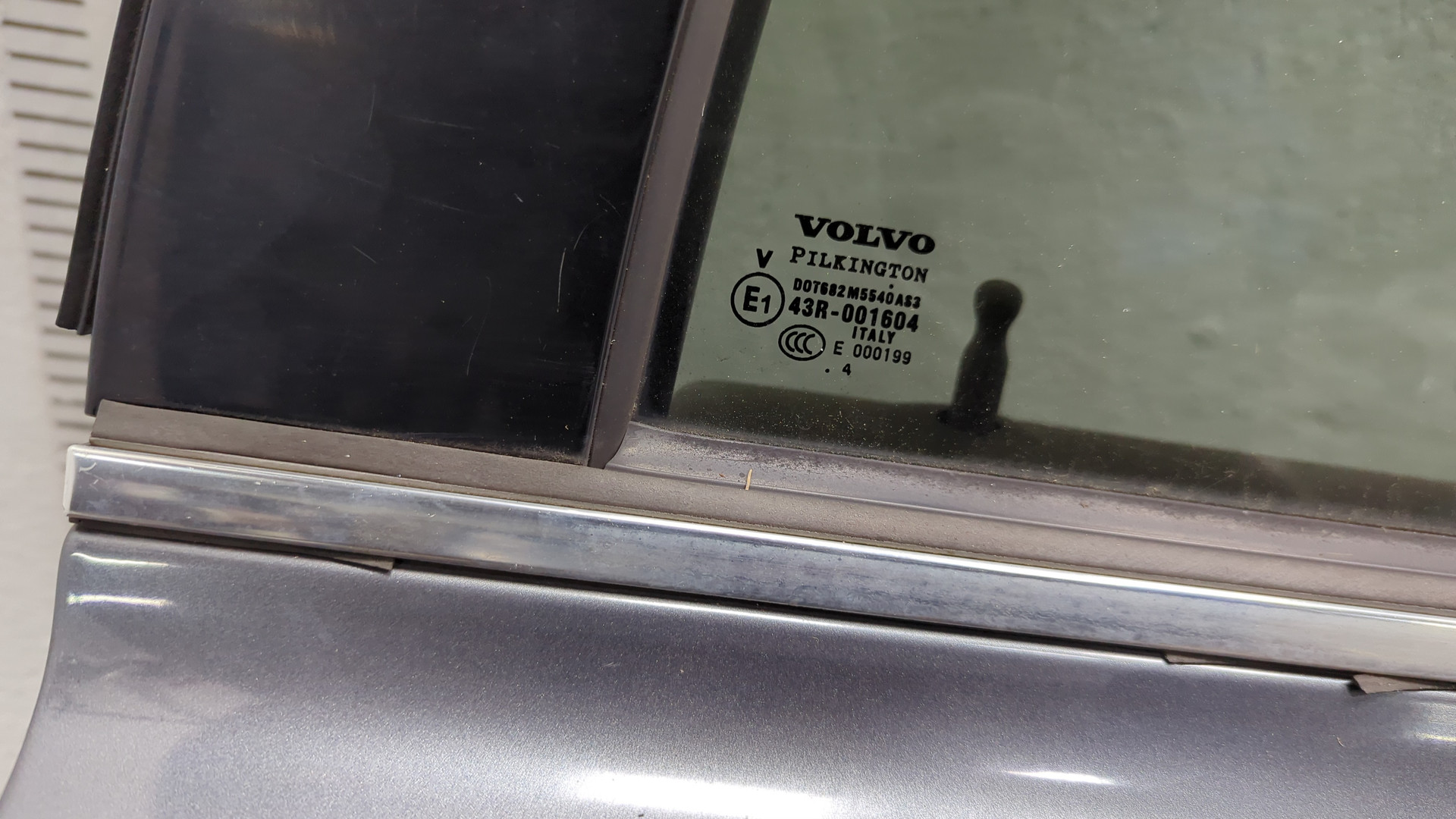 Дверь задняя правая