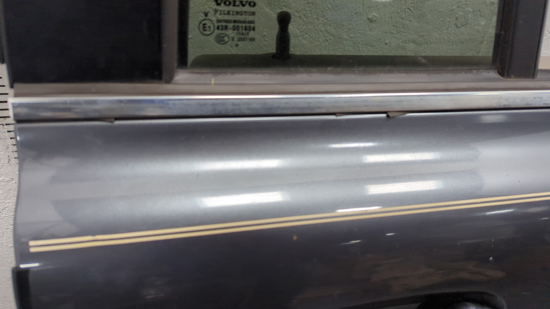 Дверь задняя правая