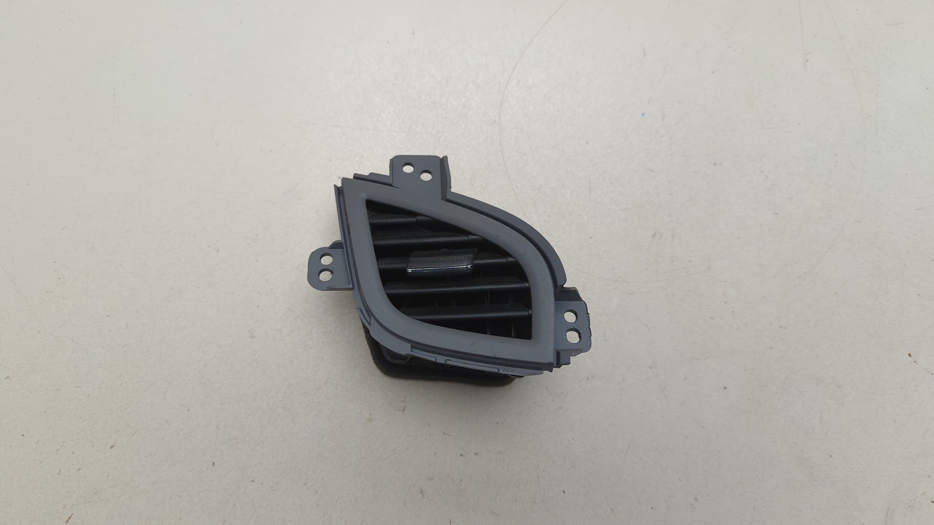 Дефлектор воздушный