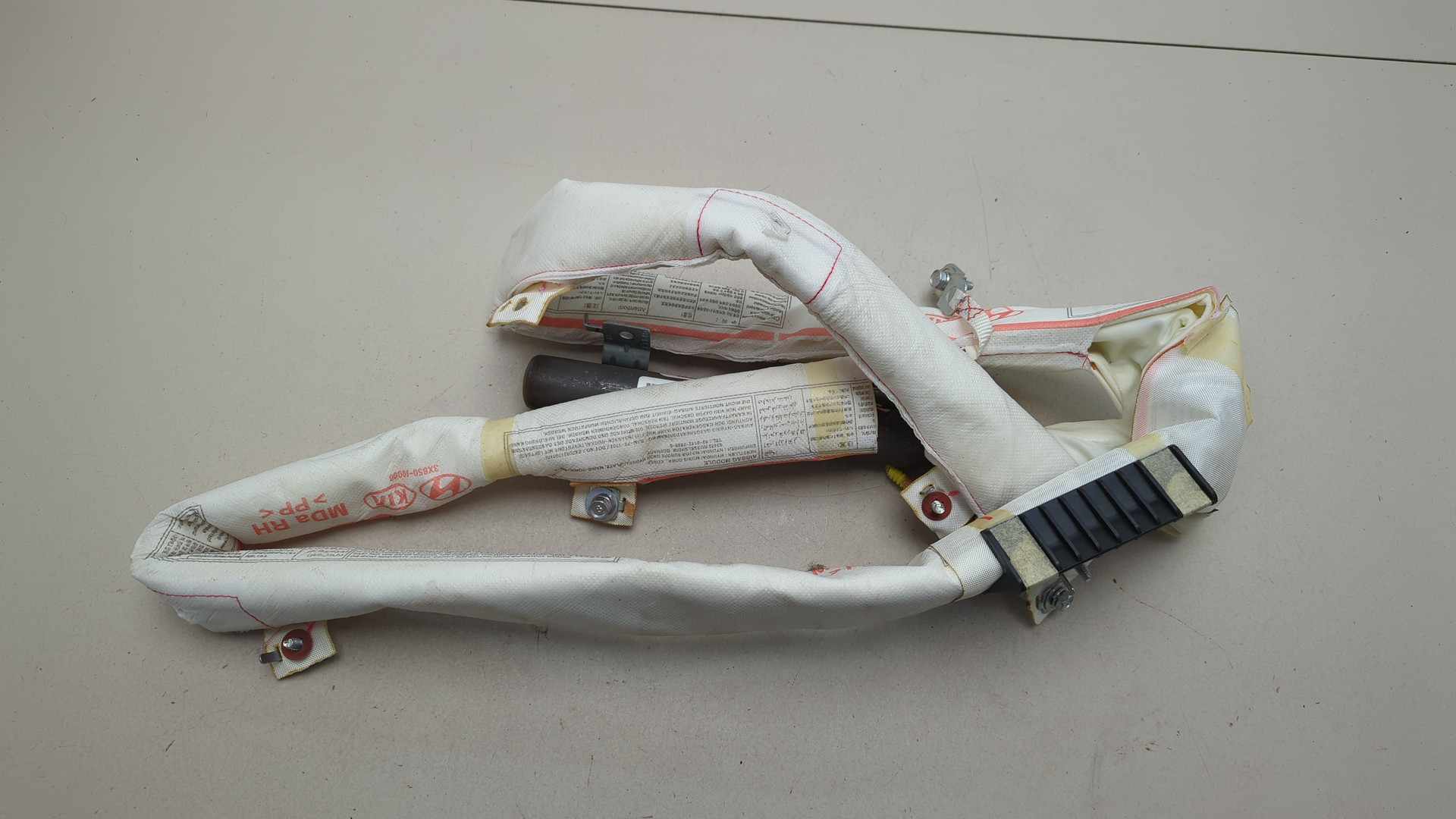 Подушка безопасности боковая (шторка)