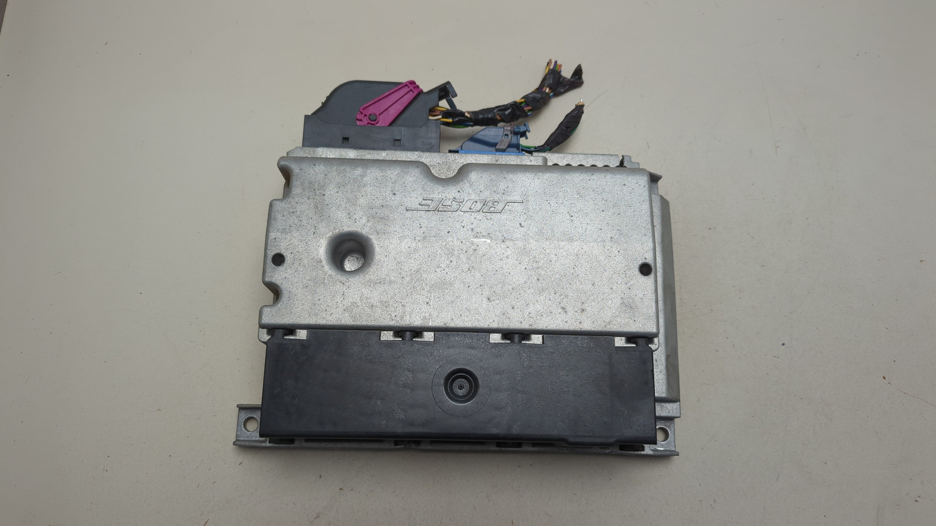 Усилитель акустической системы