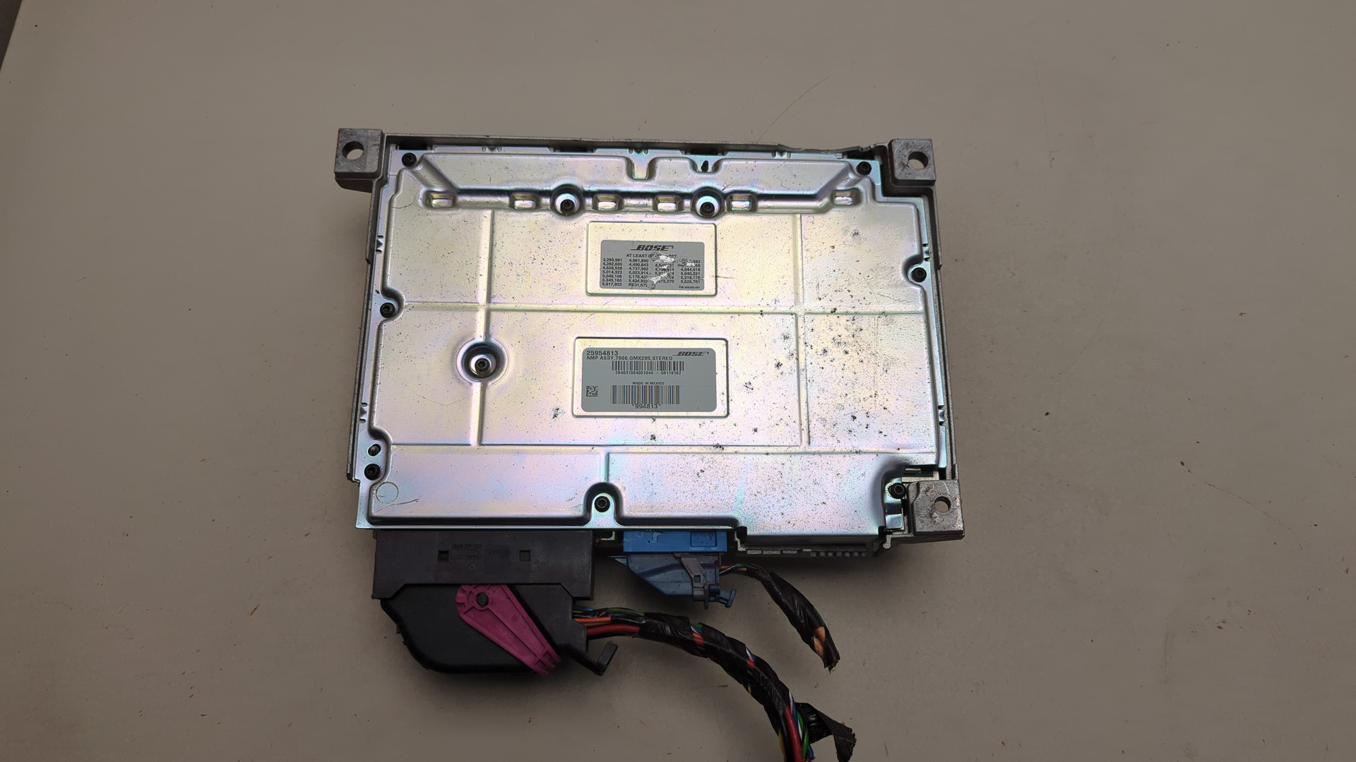 Усилитель акустической системы