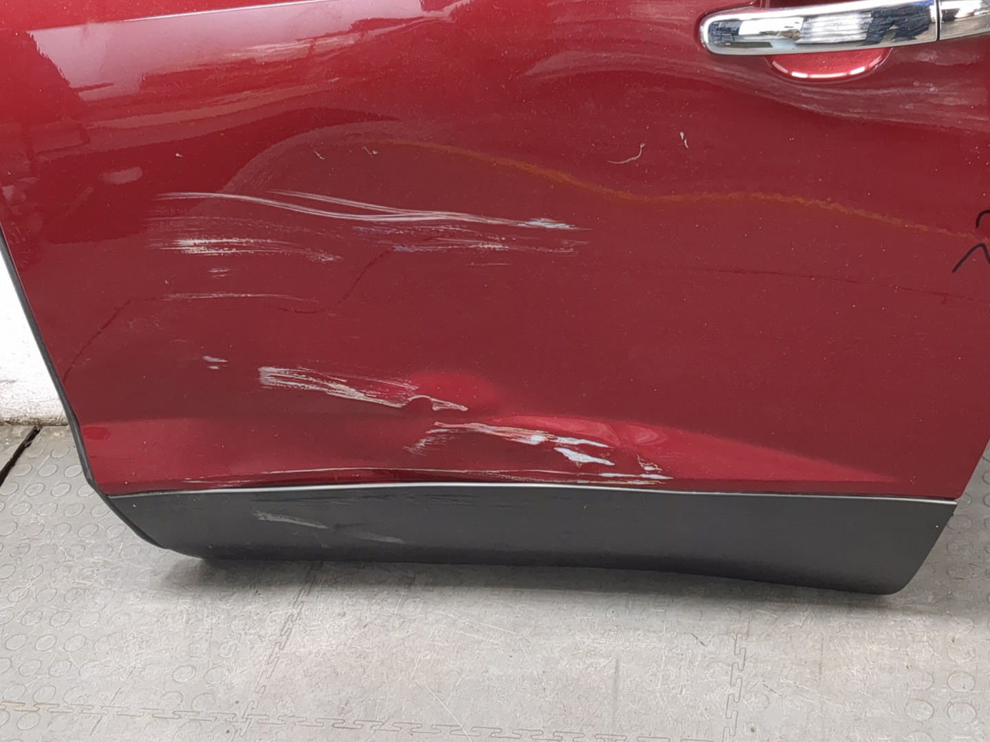 Дверь задняя левая