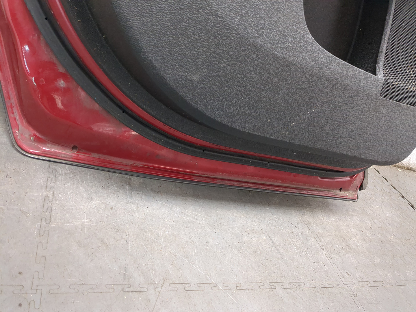 Дверь задняя левая