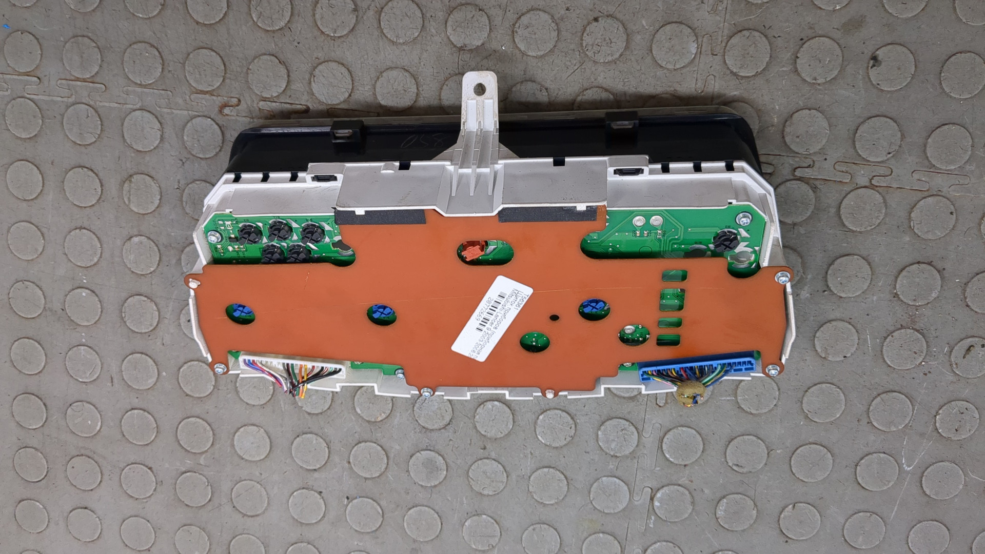 Панель приборов