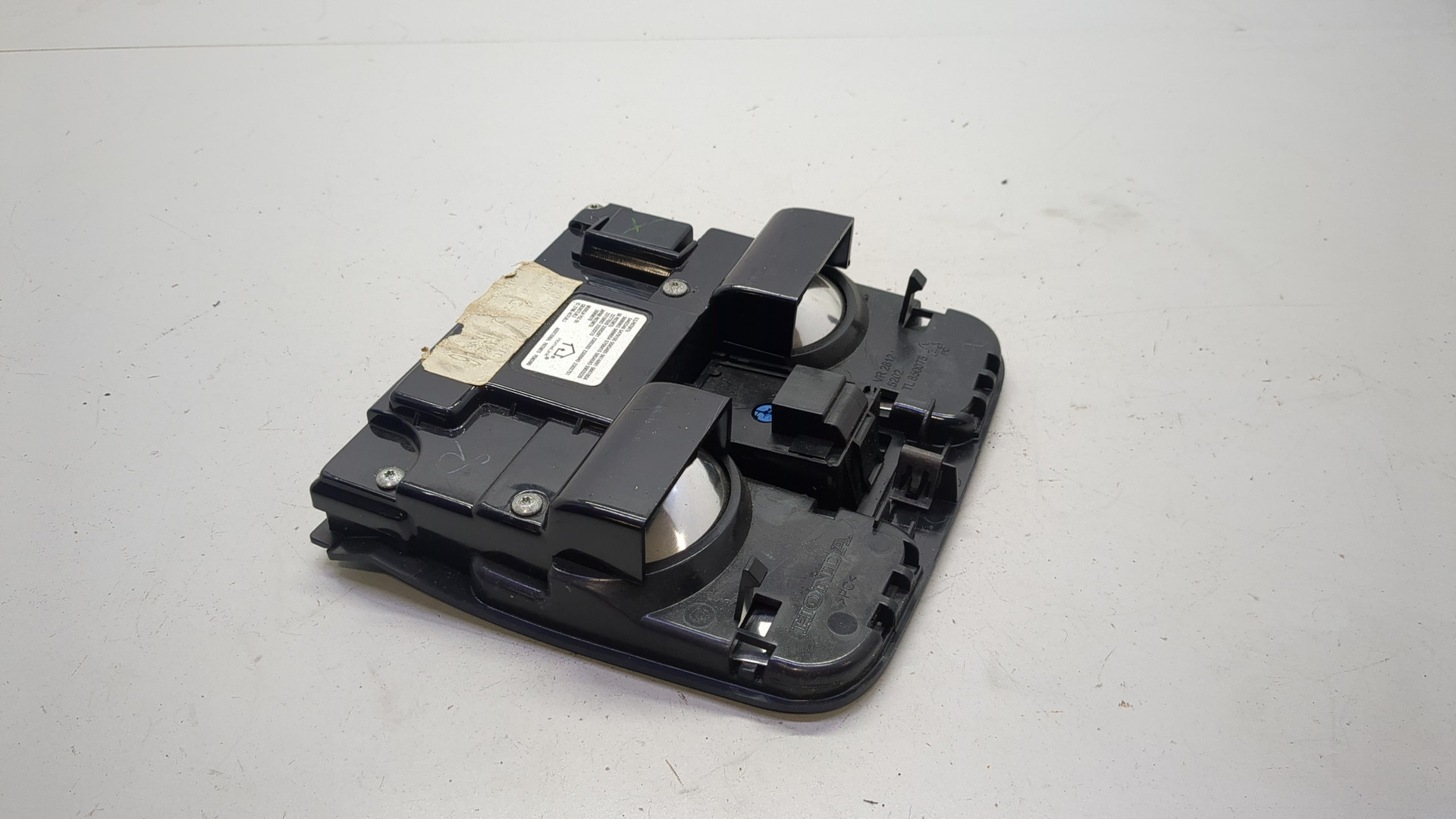 Плафон салонный