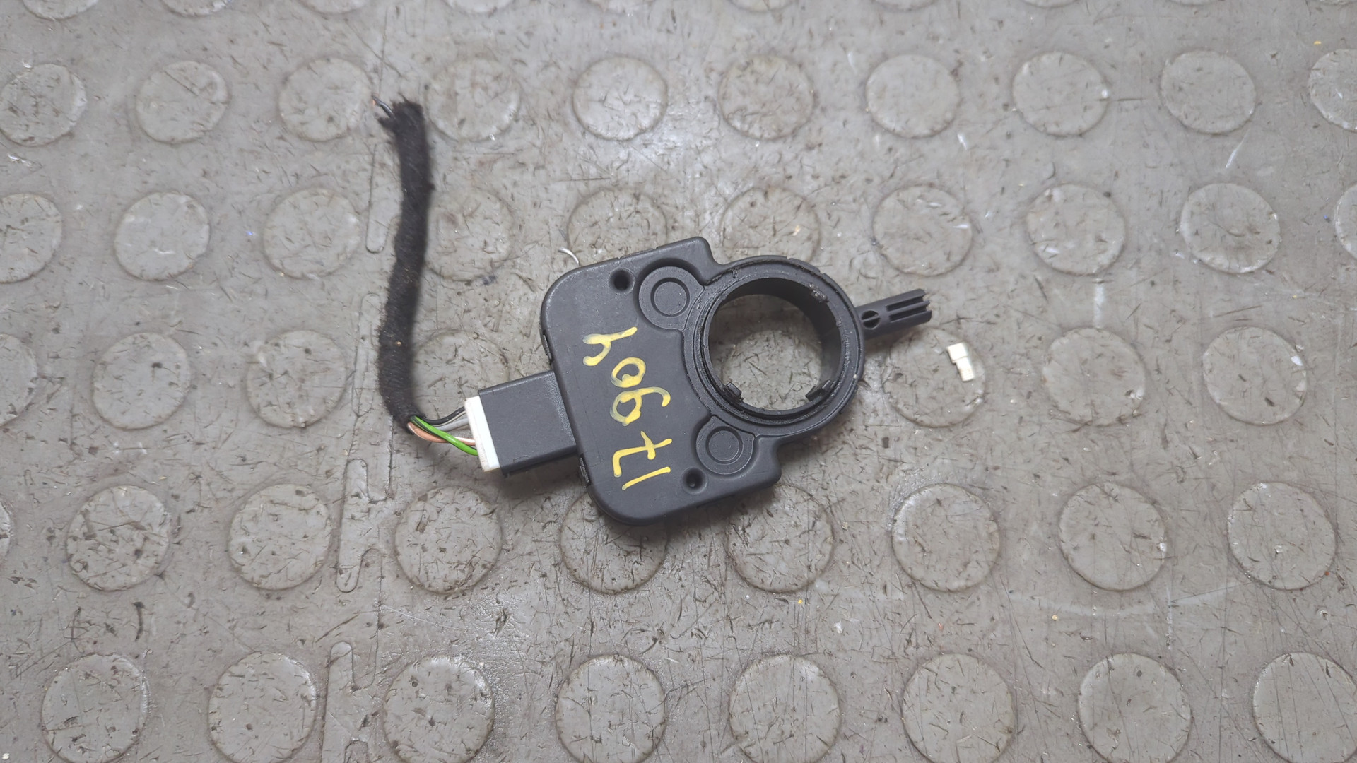 Датчик угла поворота рулевого колеса