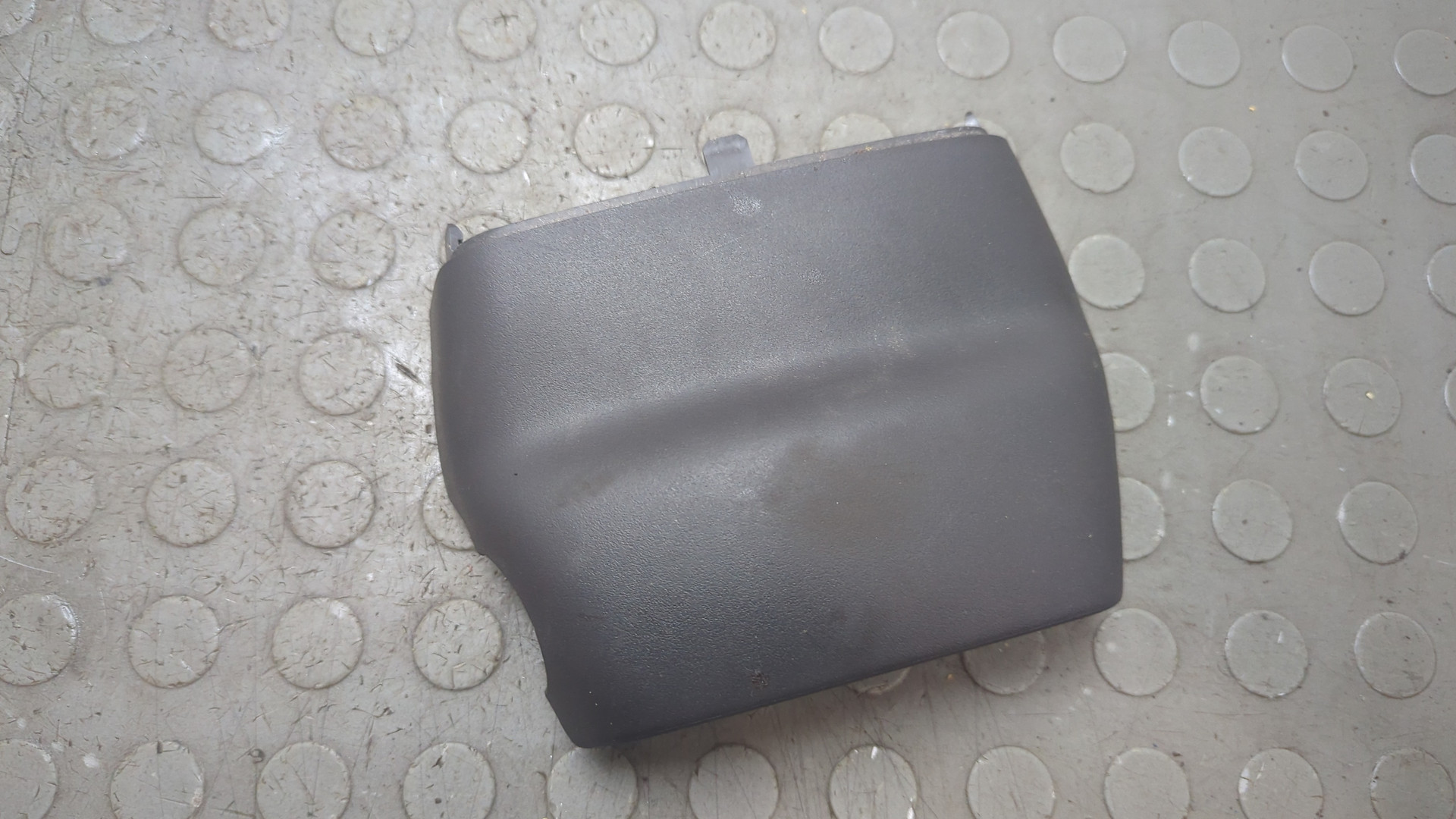 Кожух рулевой колонки