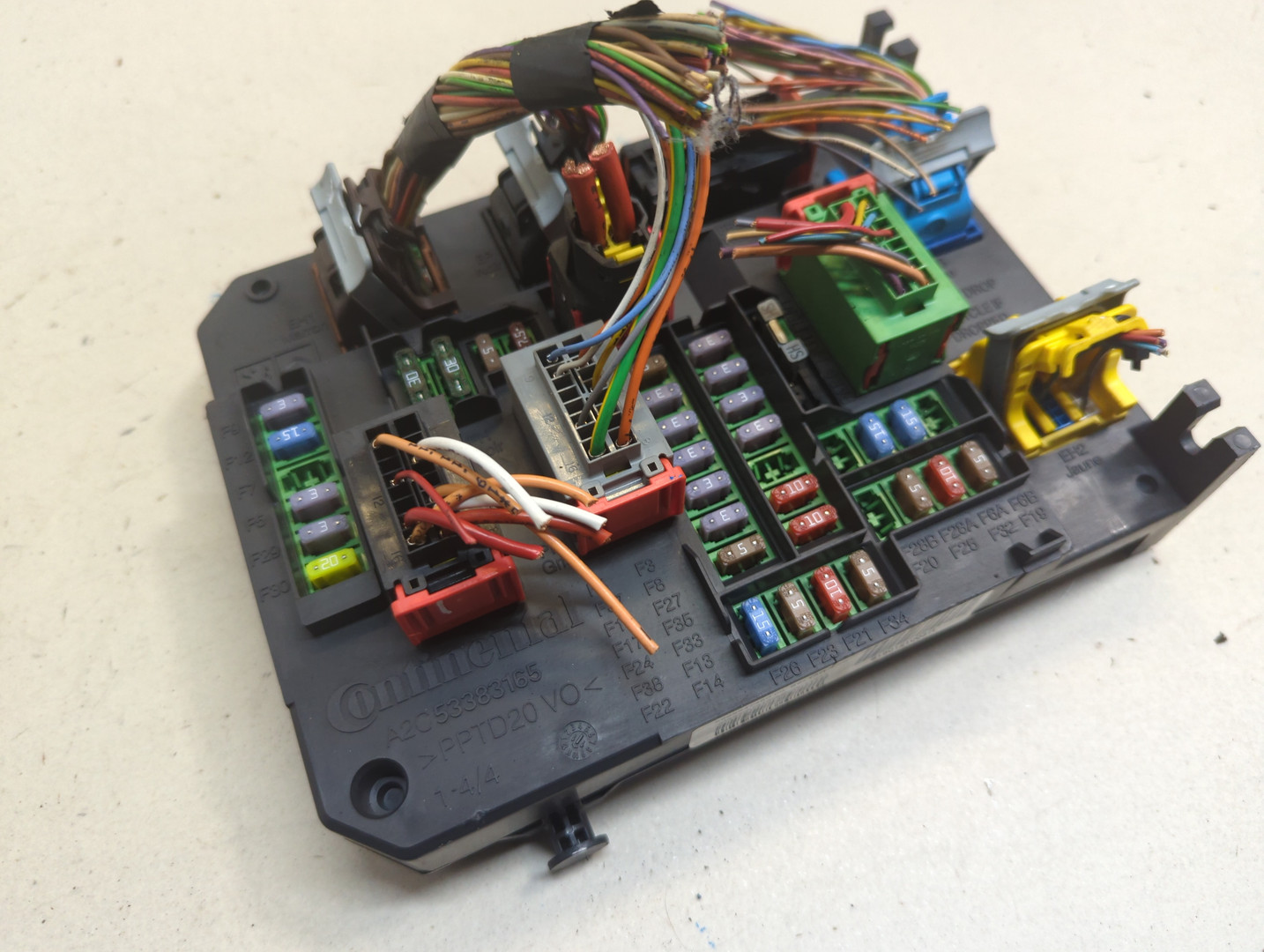 Блок предохранителей