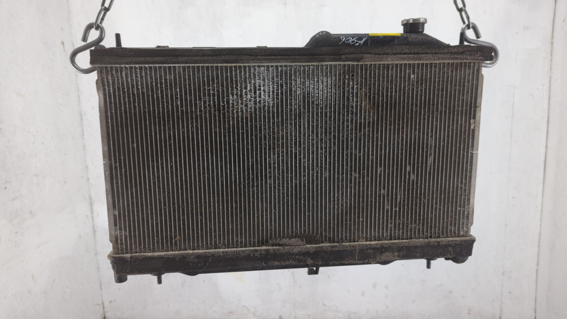 Радиатор охлаждения двигателя основной