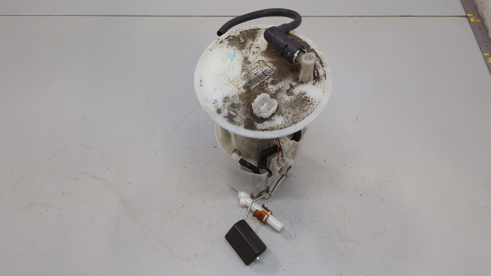 Насос топливный электрический