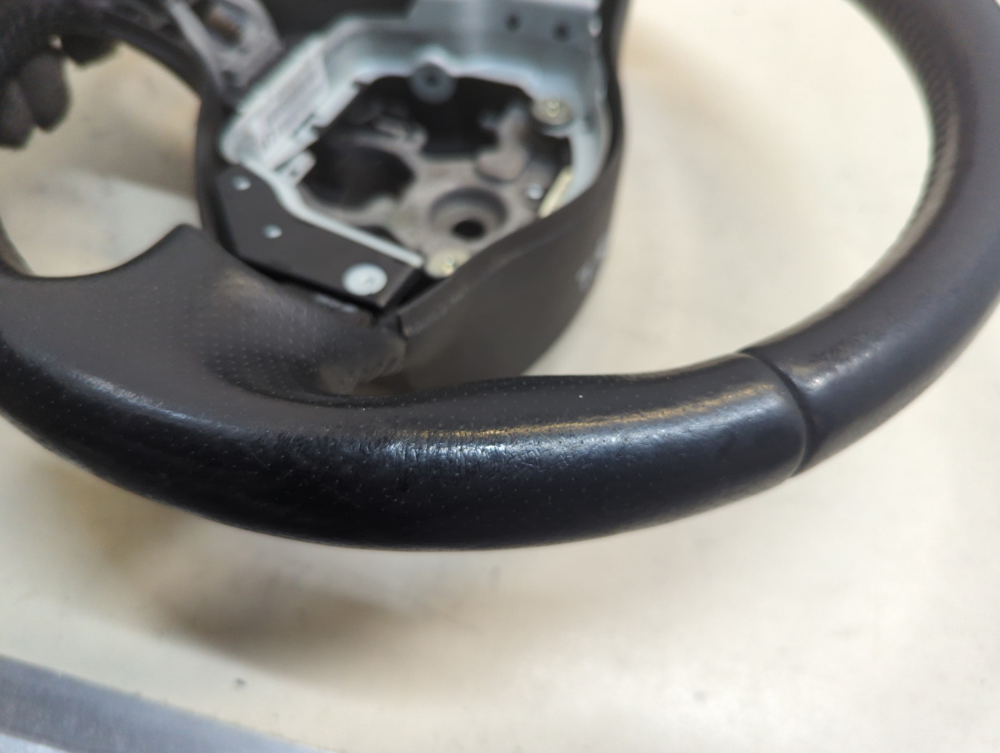 Рулевое колесо (руль)