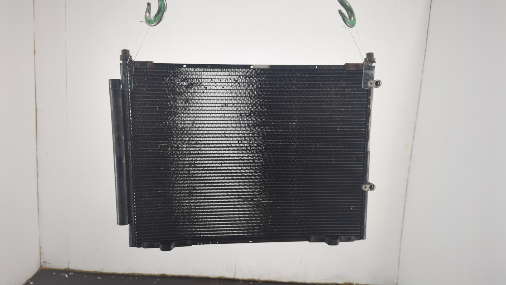 Радиатор кондиционера / конденсер