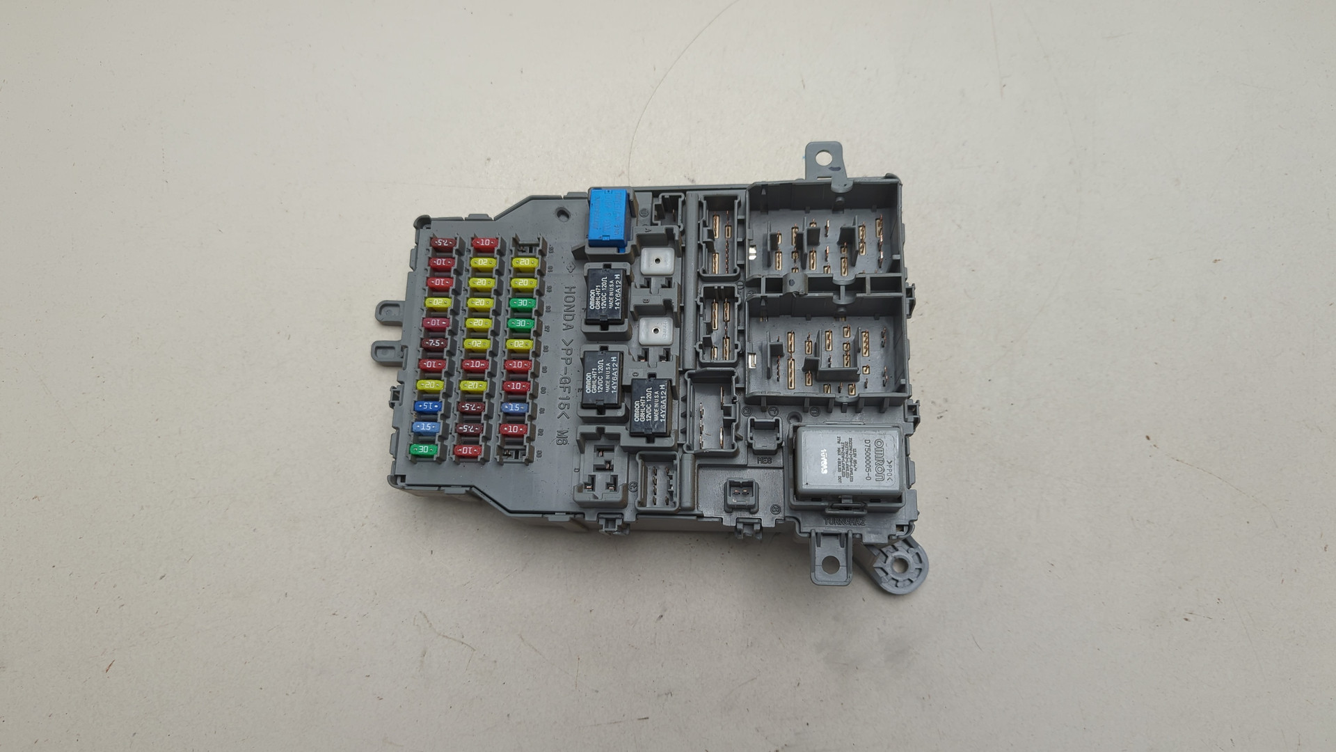 Блок предохранителей