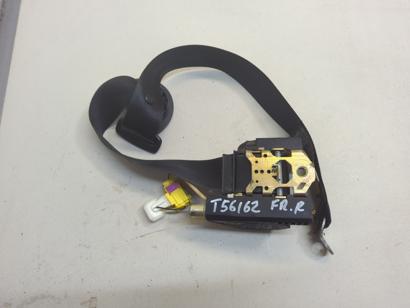 Ремень безопасности