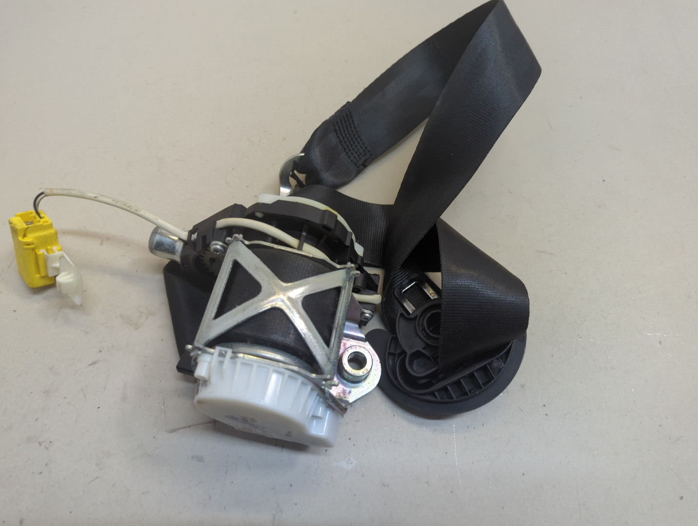 Ремень безопасности