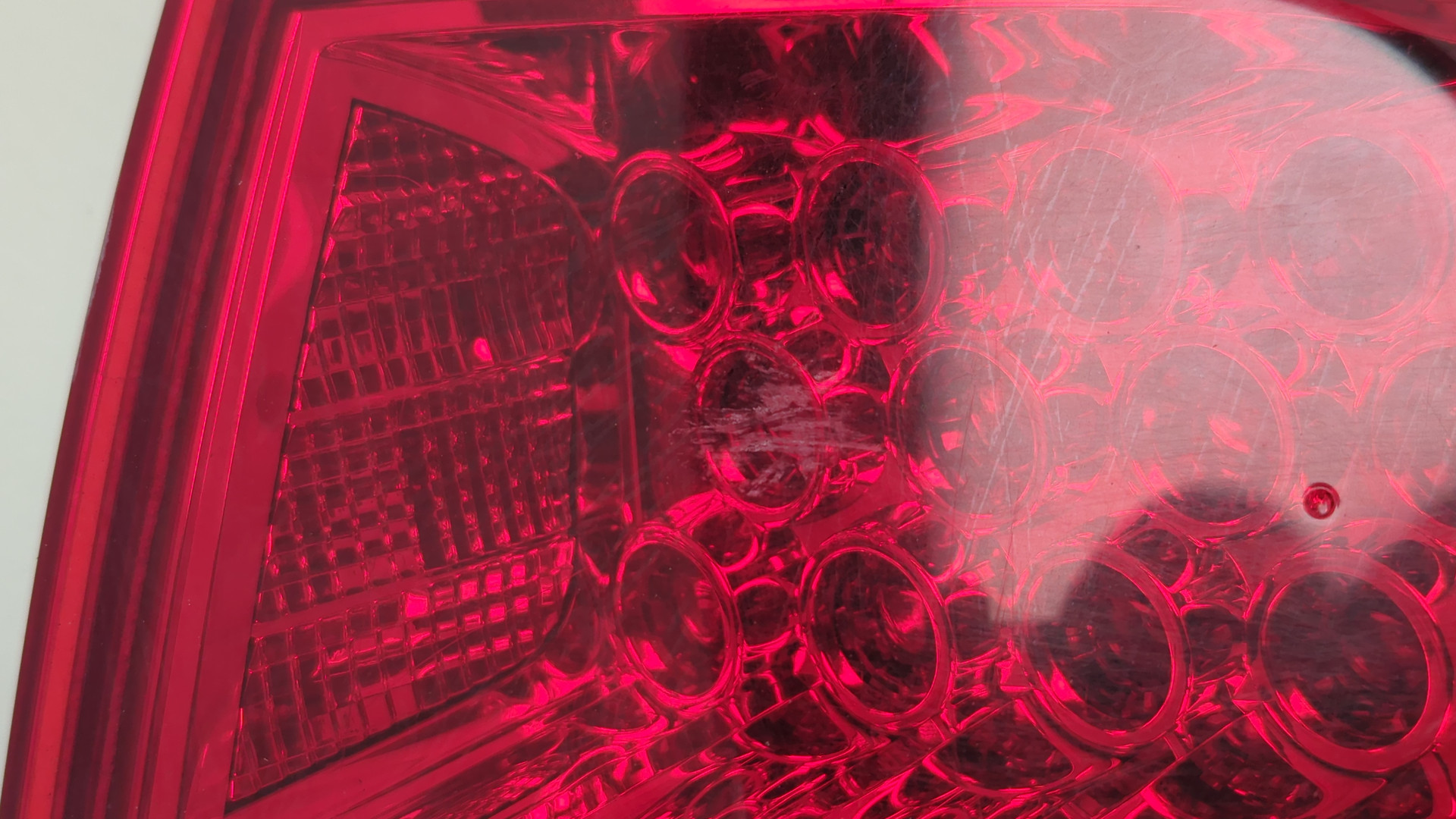 Фонарь задний правый