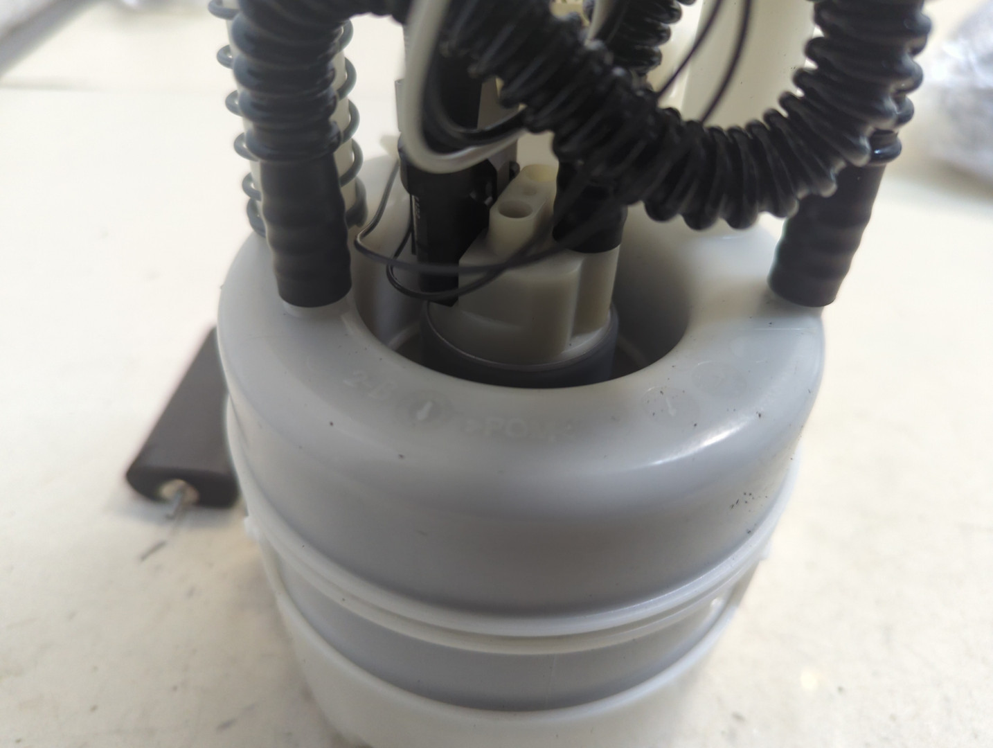 Насос топливный электрический