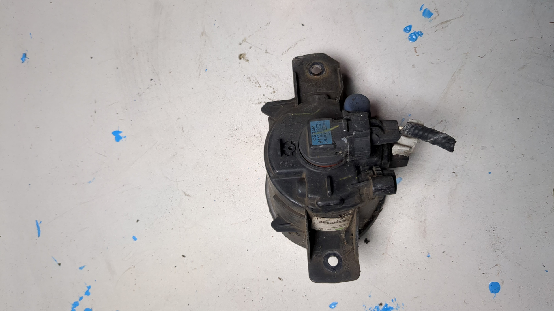 Фара противотуманная правая