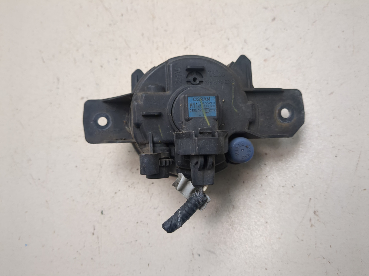 Фара противотуманная правая