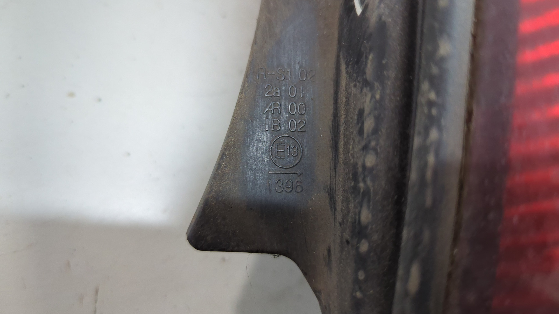 Фонарь задний правый