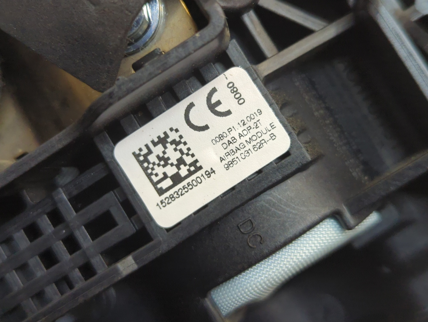 Подушка безопасности в рулевое колесо