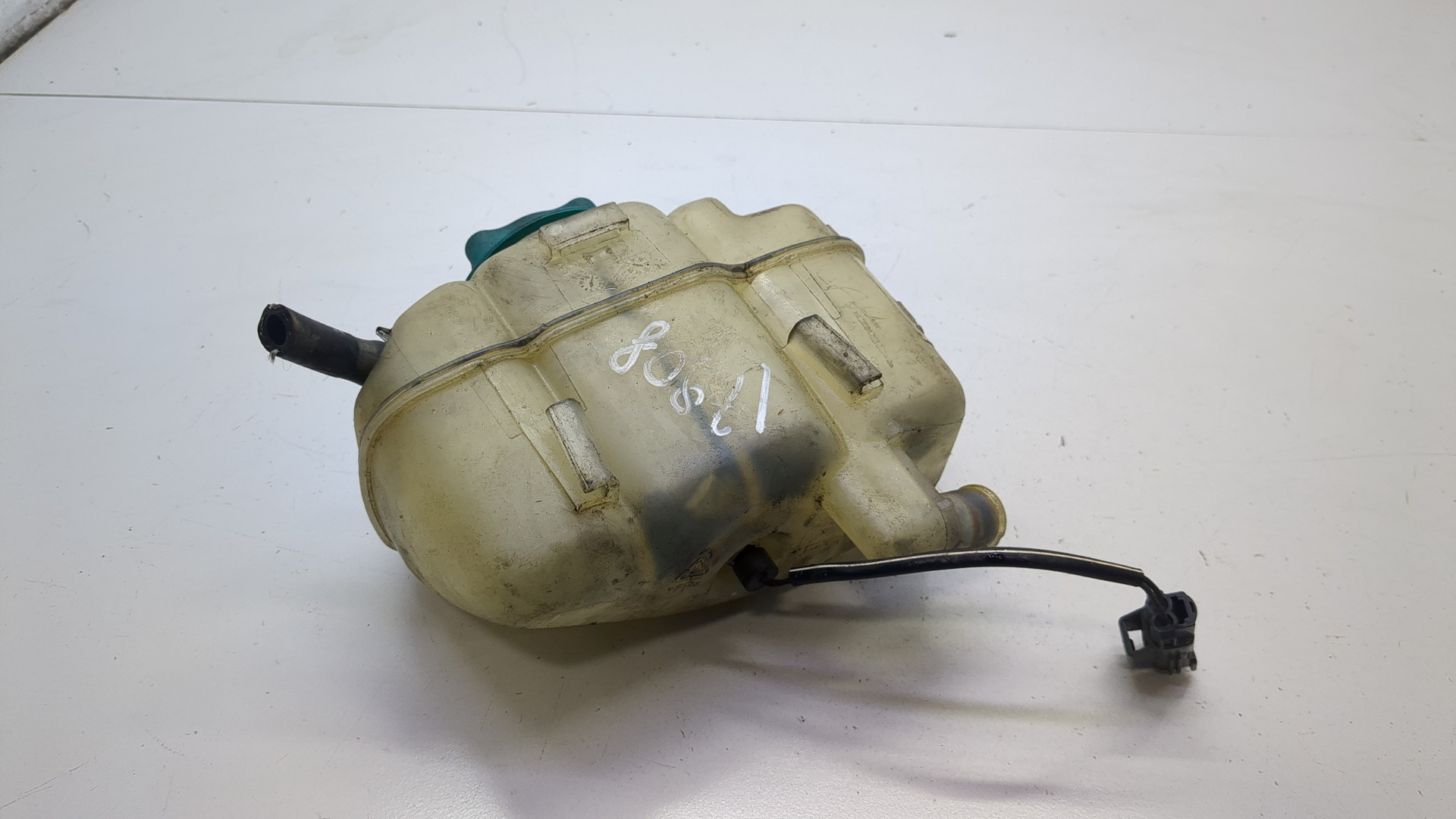 Бачок расширительный