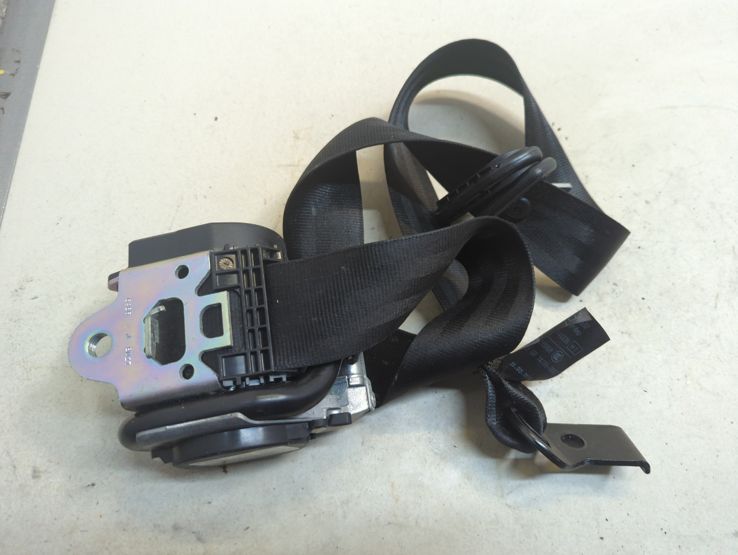 Ремень безопасности