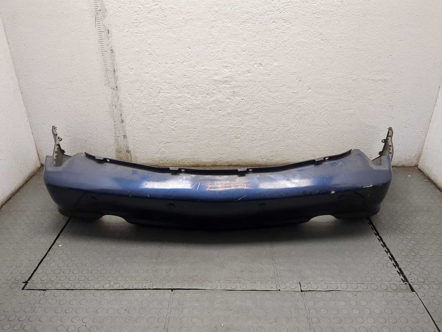 Бампер задний