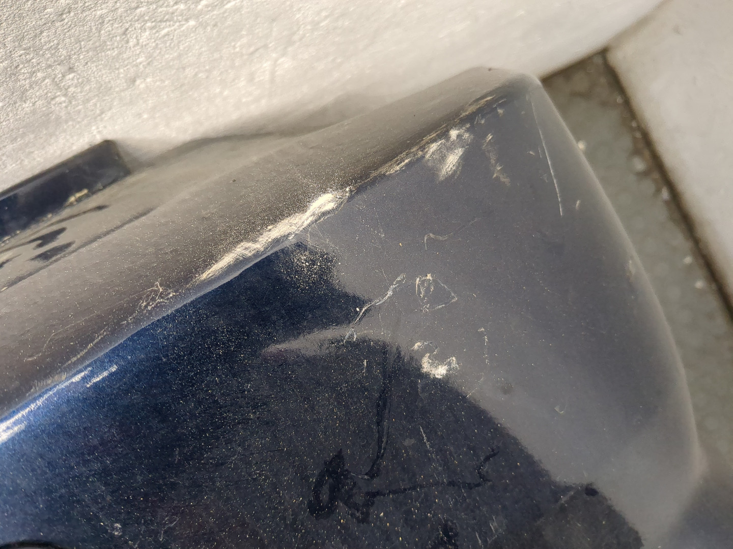 Бампер задний