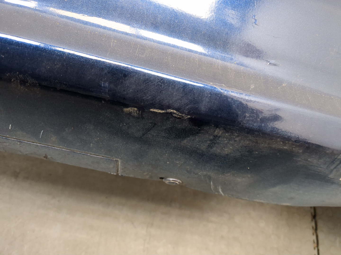 Бампер задний