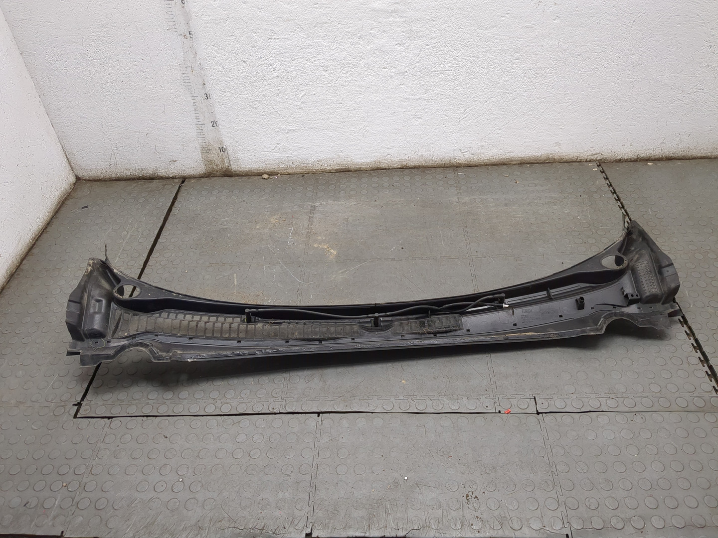 Решетка стеклоочистителей (Жабо)