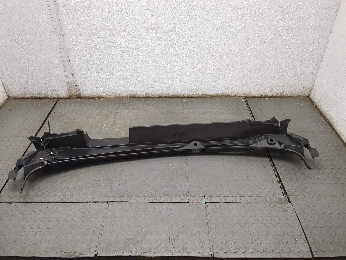 Решетка стеклоочистителей (Жабо)