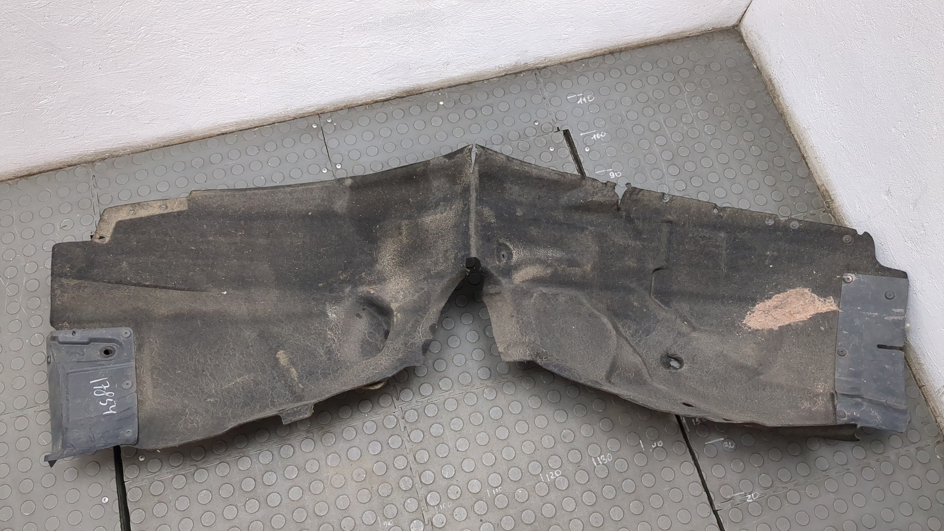 Локер передний правый