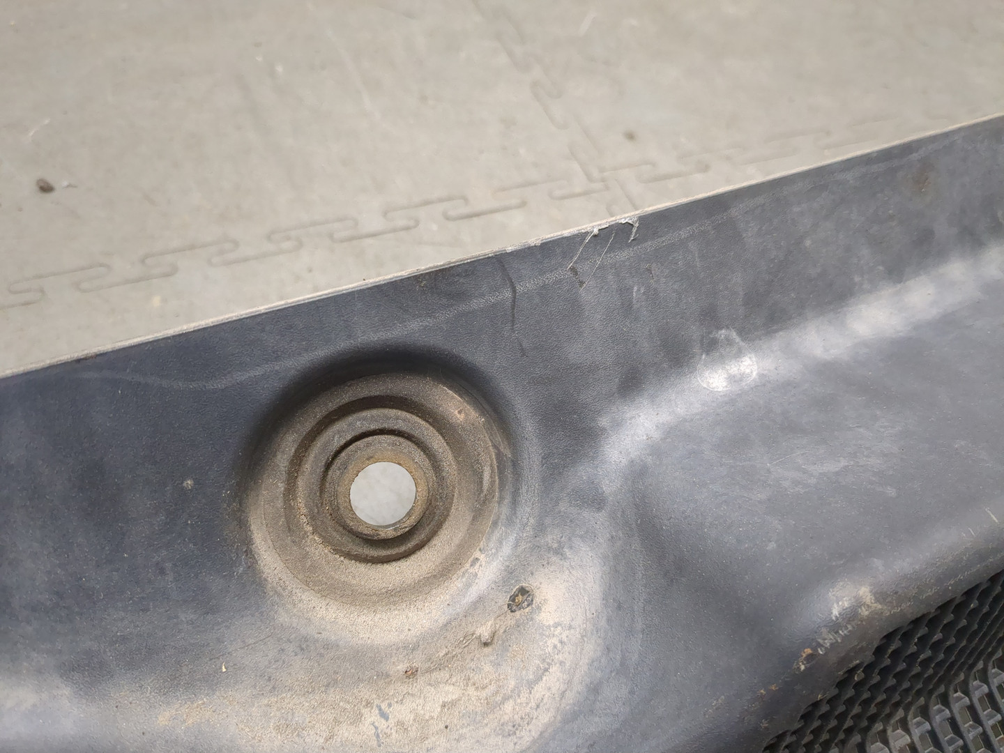 Решетка стеклоочистителей (Жабо)