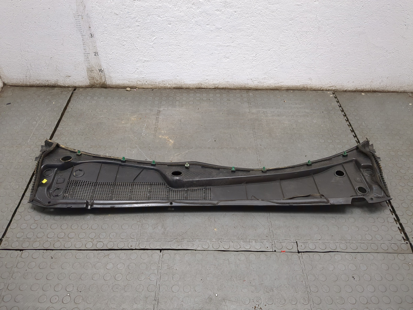 Решетка стеклоочистителей (Жабо)