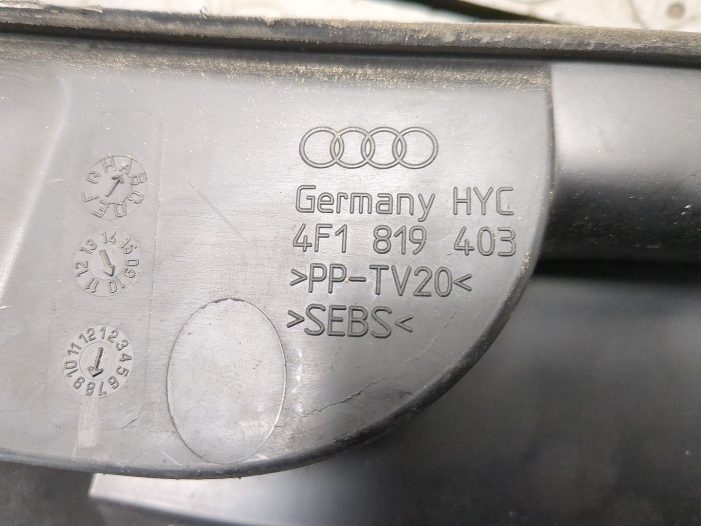 Решетка стеклоочистителей (Жабо)