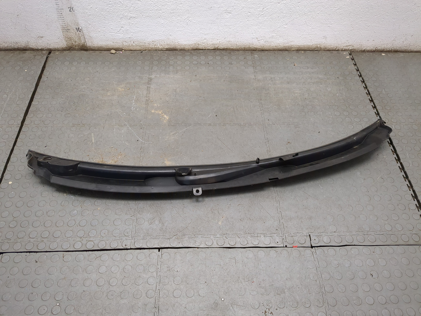 Решетка стеклоочистителей (Жабо)