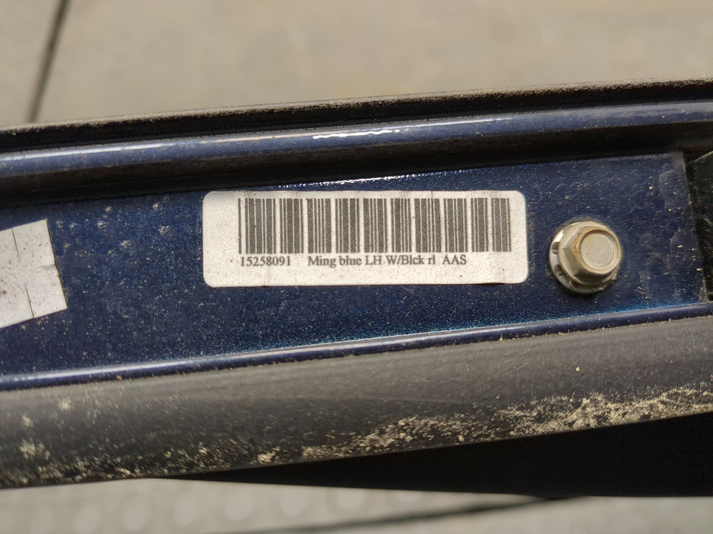 Рейлинг (релинг) левый (планка на крышу)